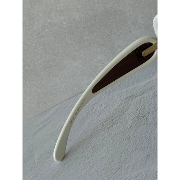 NEW Loewe LW40131I Wave Shield Mirror Sunglasses White main image 4